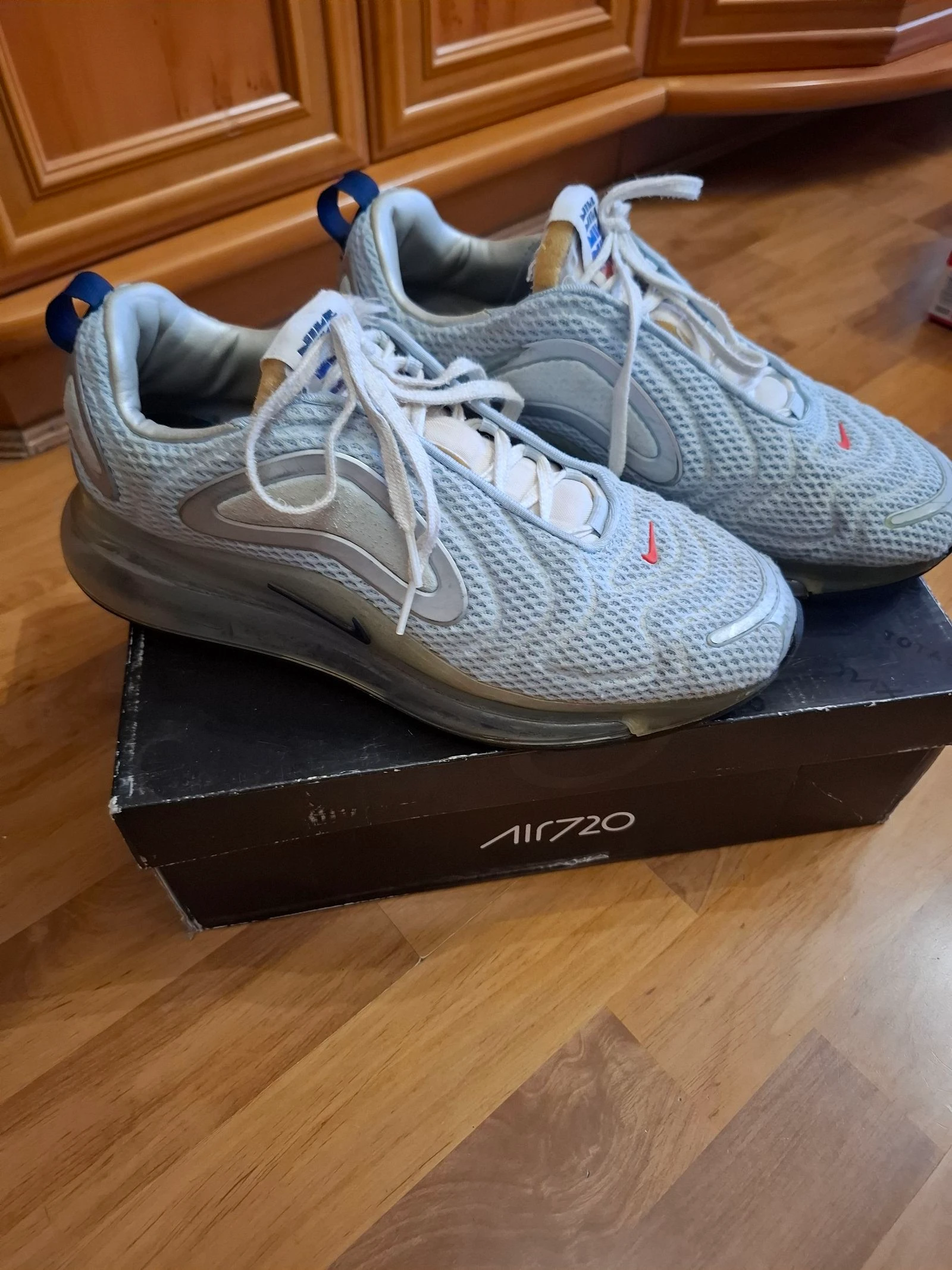 Nike Air Max 720